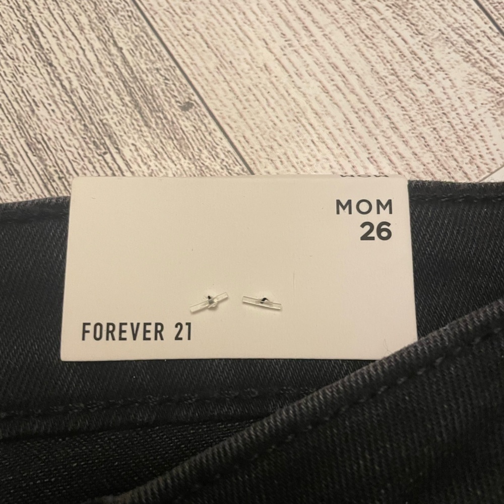 NWT Forever 21 Mom Jeans Black Skinny Jeans High Rise size 26 stretch nwt - Picture 10 of 12